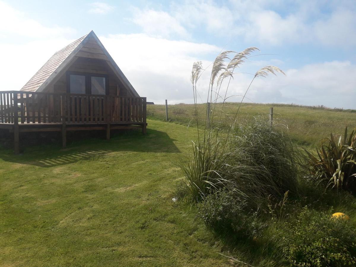 Swan View Lodge - North Uist Lochmaddy Exterior photo